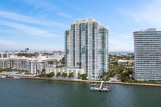 Building Photo - 650 West Ave