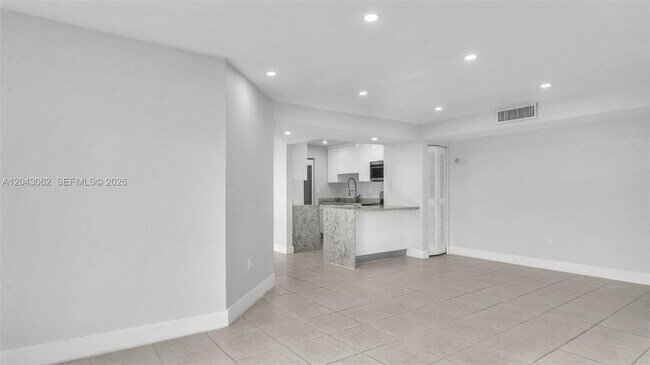 Building Photo - 10755 SW 108th Ave