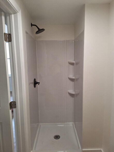 Building Photo - 123-125-125 E 2nd St