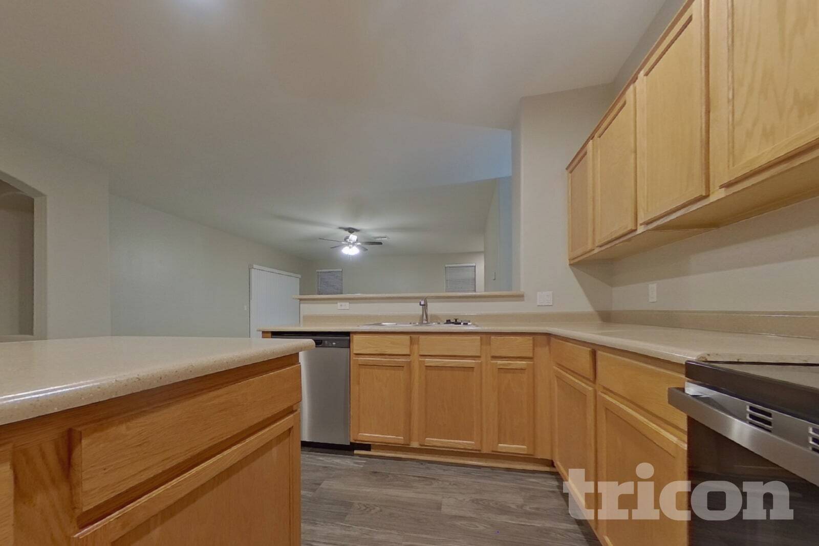 Building Photo - 12519 W Estero Ln
