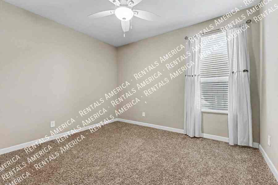 Building Photo - 17028 N Palo Verde St