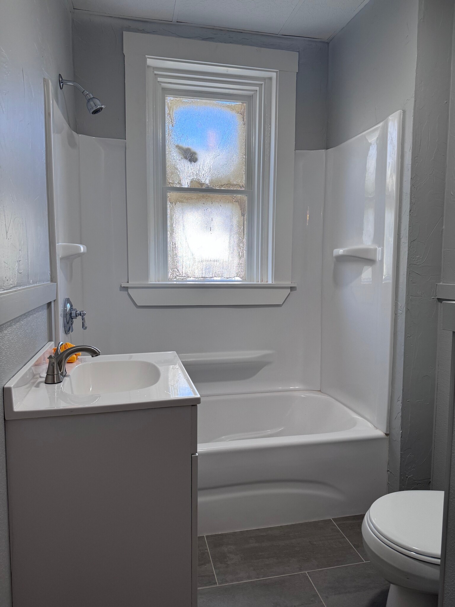 Building Photo - 36 Endicott St