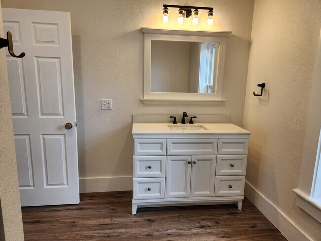 Bathroom - 615 Summer St