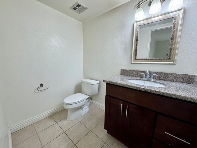 Building Photo - 3462 Del Amo Blvd
