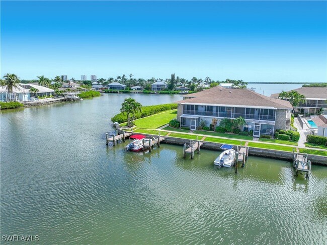 Building Photo - 330 Kon Tiki Dr