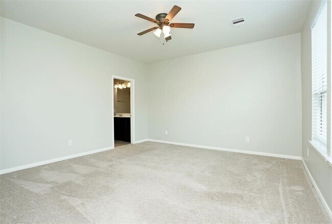 Building Photo - 1123 Cloud Croft Ln