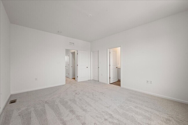 Building Photo - 644 Hemsworth Ln