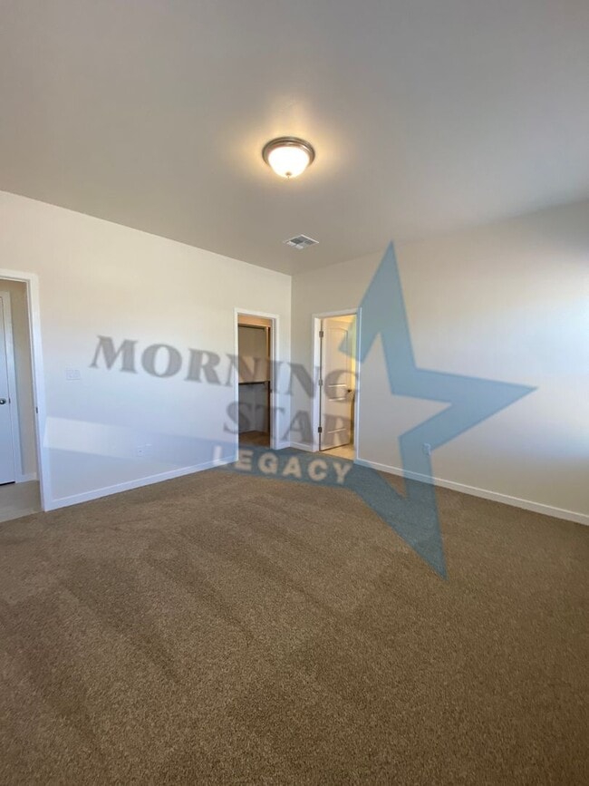 Building Photo - NEWER CONSTRUCTION - MOVE IN READY