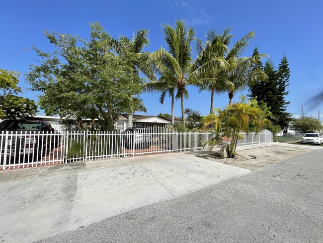Building Photo - 22430 SW 113th Ct