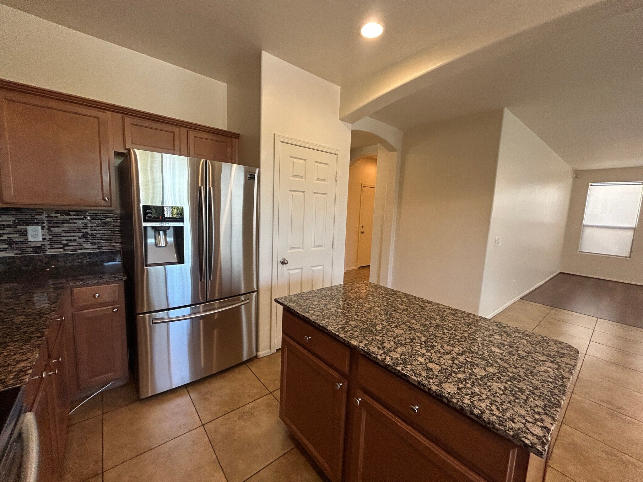 Building Photo - 3161 S Southwind Dr