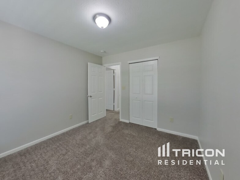 Building Photo - 1267 Niagara Ln