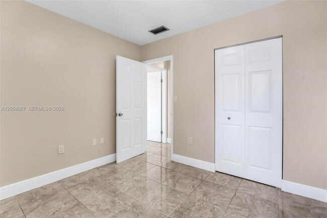 Building Photo - 9937 NW 9th St Cir