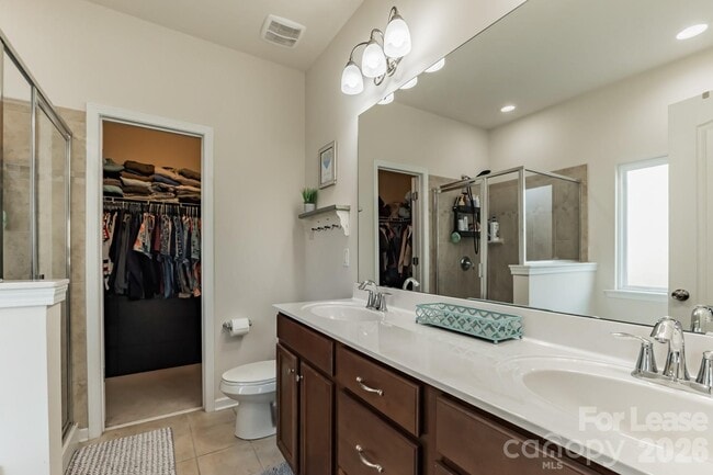 Building Photo - 5826 Castlecove Rd