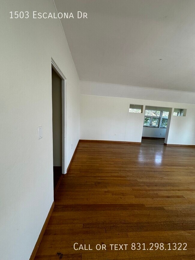 Building Photo - west side charm with garage