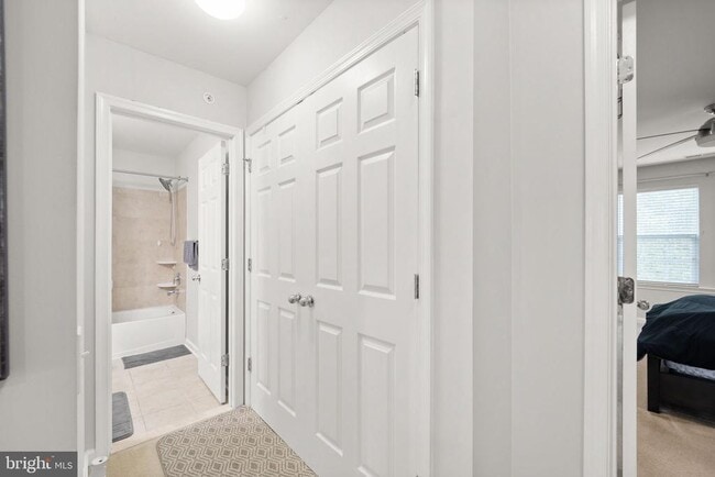 Building Photo - 1738 Beacon Ln