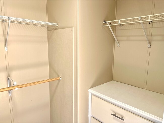 Building Photo - 4602 Durant Ave