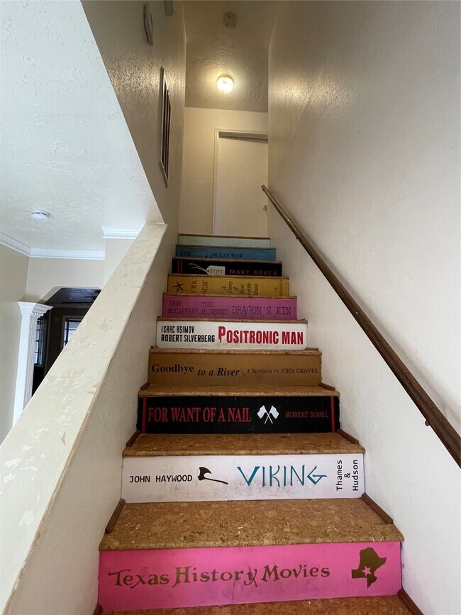 Building Photo - 12322 Huntington Field Dr