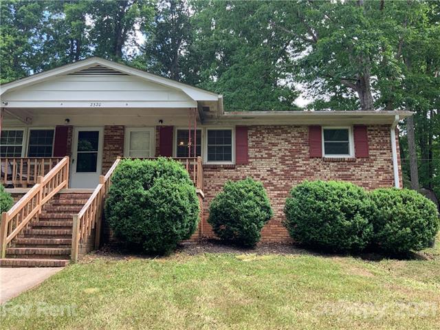 Building Photo - 2320 Woodbridge Dr