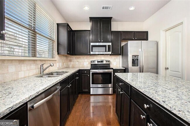 Building Photo - 2426 Bellyard Dr