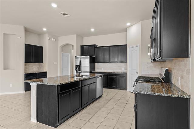 Building Photo - 1016 Lake Cypress Ln