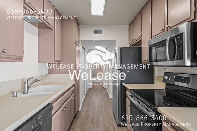 Primary Photo - 450 W Vermont Ave