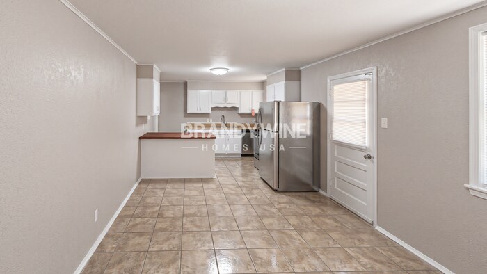 Building Photo - 4854 Cloister Ave
