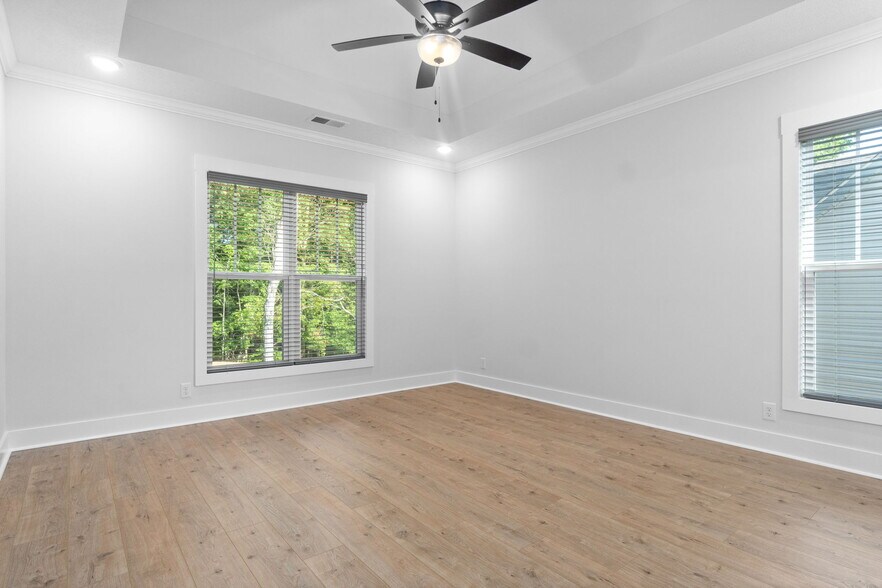 Building Photo - 1022 Brightwood Ct