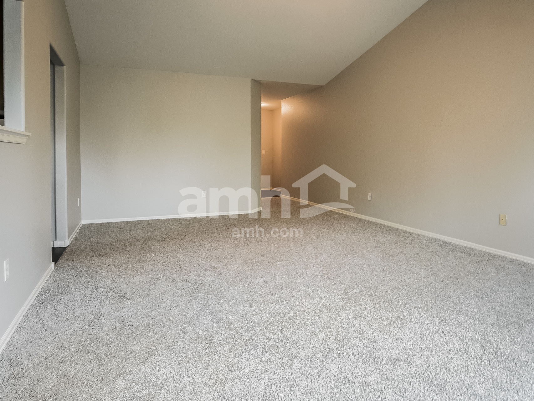 Building Photo - 8445 E 160th St S