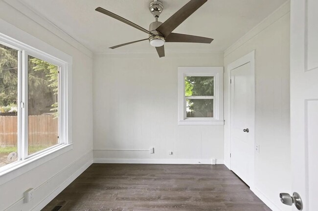 Building Photo - Newly Renovated 3-Bedroom Home in North Po...