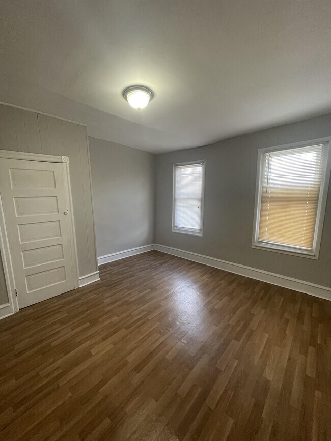 Building Photo - 2828 W Clementine St