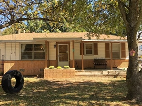 Building Photo - 10512 Tumilty Terrace