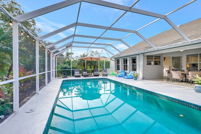 Building Photo - 6726 Sloane Pl