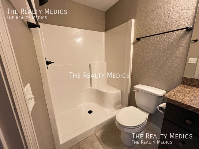 Building Photo - 36 Malauka Run Dr