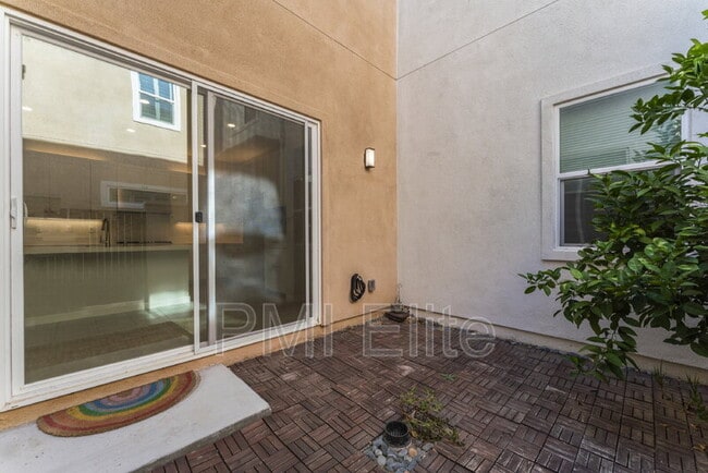 Building Photo - 26912 W Winding Trail Ct