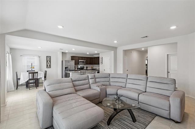 Building Photo - 706 Rustic Meadows Trl