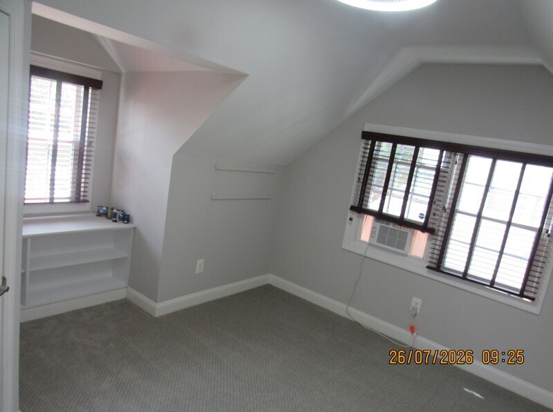 upper bedroom - 114 Maple St