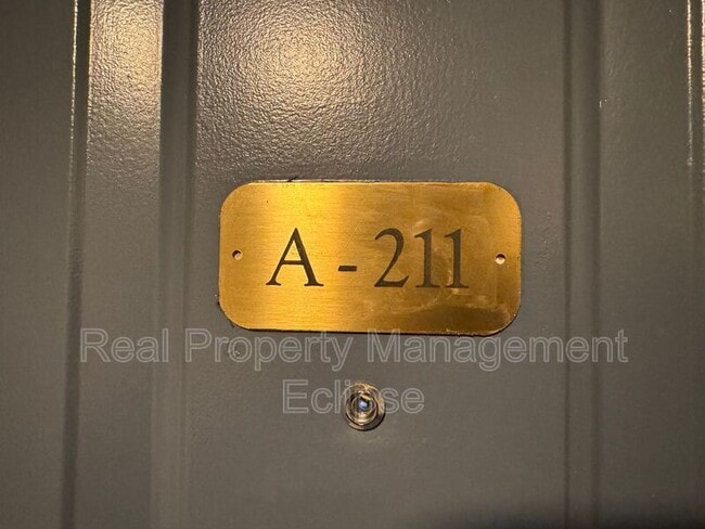 Building Photo - 18621 Blueberry Ln