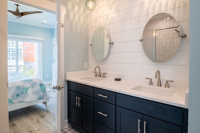 Building Photo - PLAN AND SECURE YOUR WINTER GETAWAY NOW