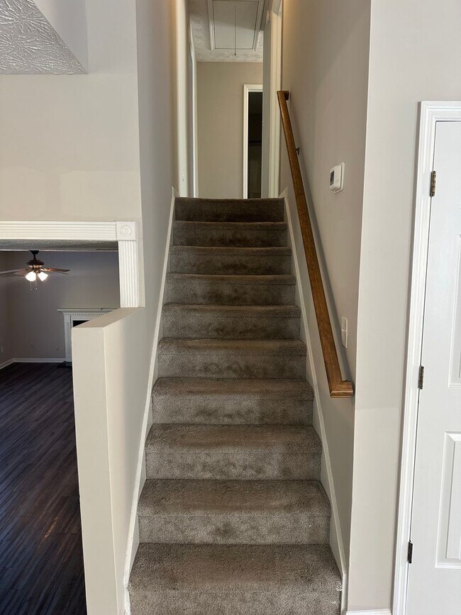 Building Photo - Beautiful Kennesaw Home For Rent!