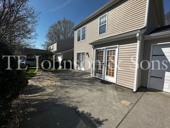 Building Photo - Spacious 3 Bedroom Home with Primary Suite on Main, Gas Fireplace & Patio in Advance!