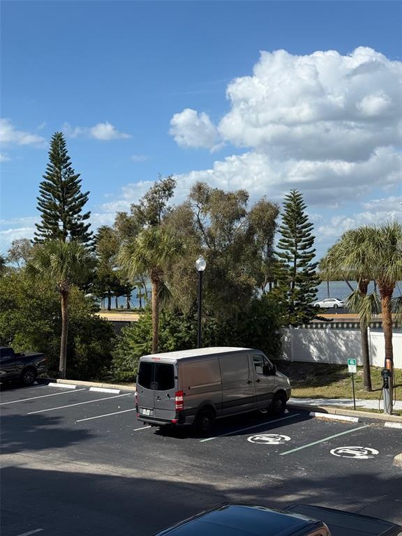 Building Photo - 5000 Culbreath Key Way