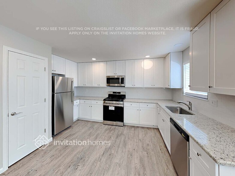 Building Photo - 7217 Moss Bluff Ct