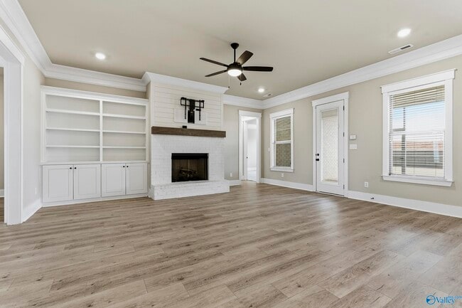 Building Photo - 109 Peach Farm Cir