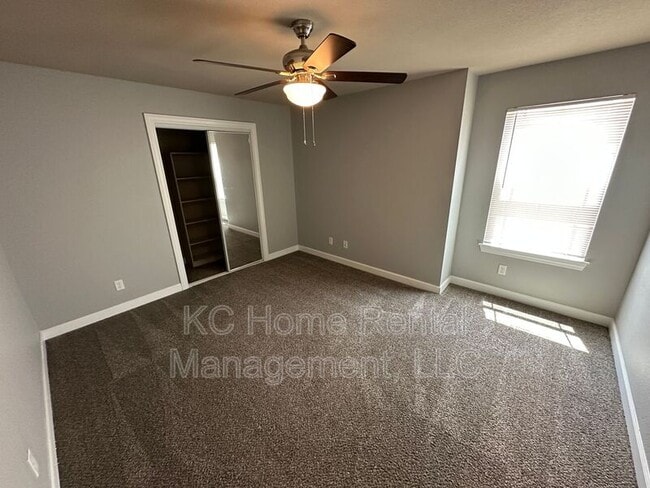 Building Photo - 10530 Kane Dr