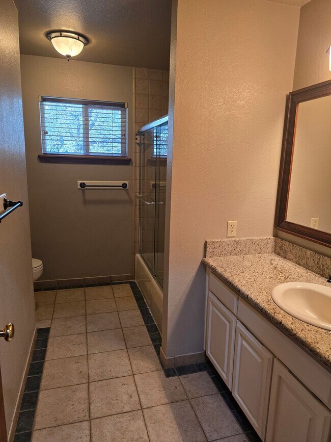 Building Photo - *Pending* Spacious 5 Bedroom Home With Valley Views In SW Reno!