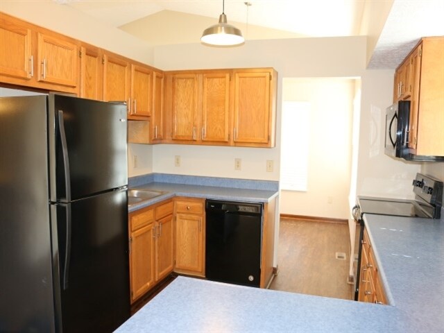 Building Photo - 2545 Willowgate Rd