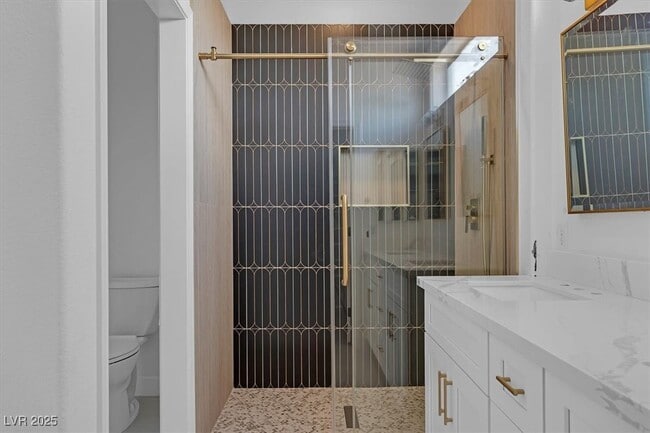 Building Photo - 2652 Youngdale Dr