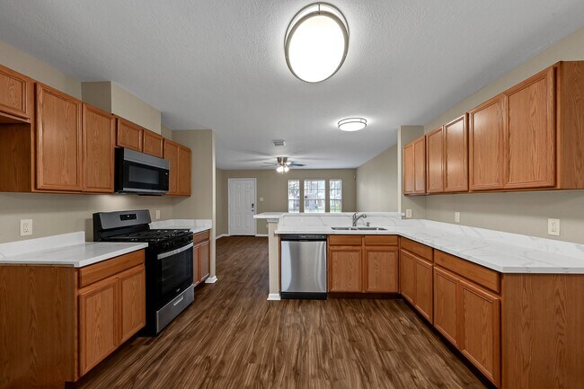 Building Photo - 6315 Hayman Dr