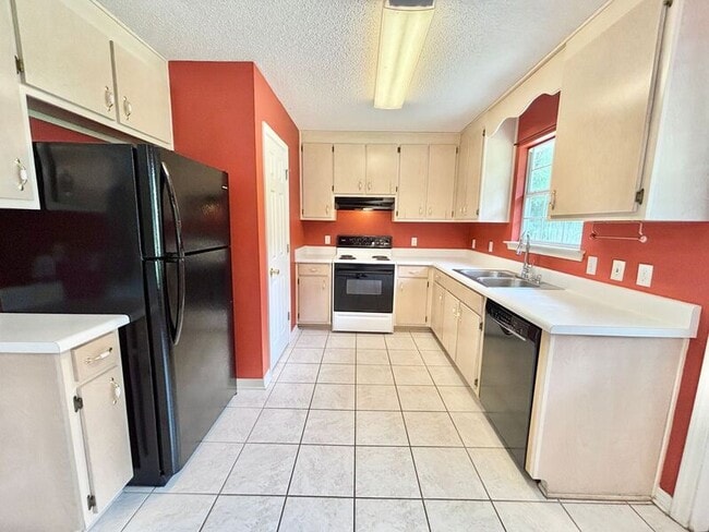 Building Photo - 7514 Bowers Dr