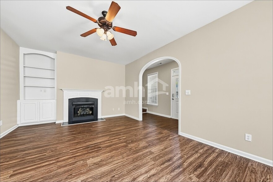 Building Photo - 137 Tuscarora Ln
